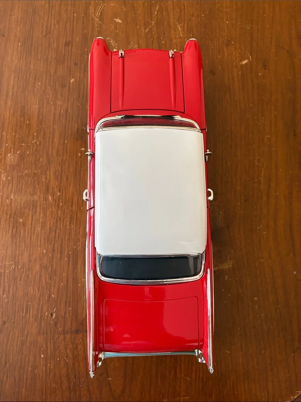 Motor max bright red